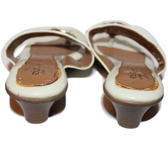 Women's Slip-On Heeled Flip-Flops - Picture 10 of 16